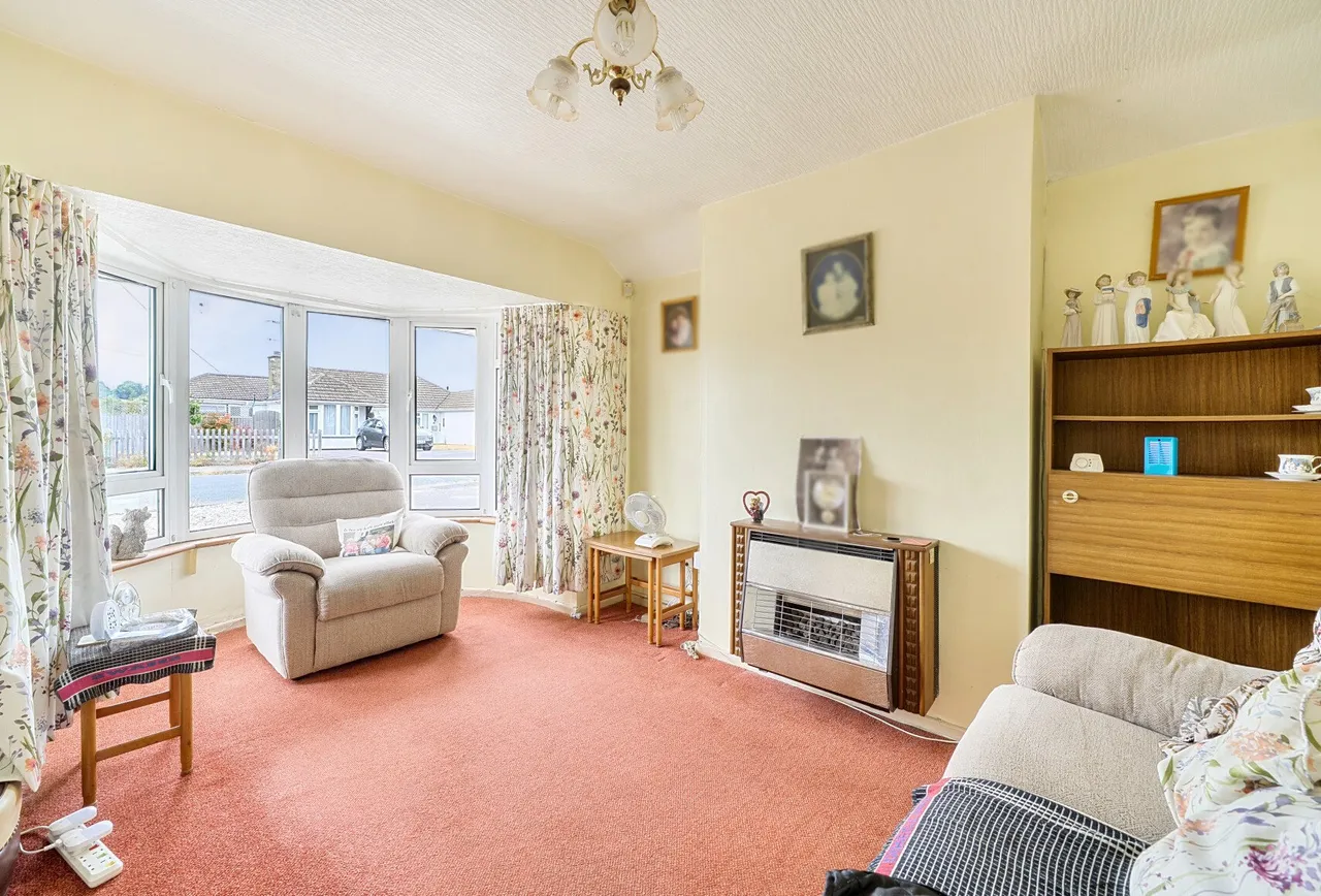 Stringers Drive, Stroud, GL5 3RA, photo 2