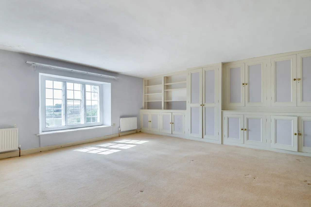 Church Farmhouse, Coates, Cirencester, GL7 6NS, photo 3