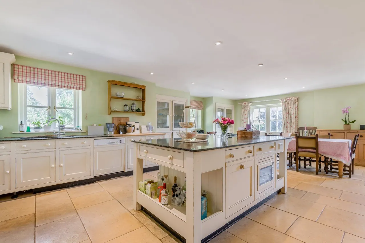 Church Farmhouse, Coates, Cirencester, GL7 6NS, photo 2