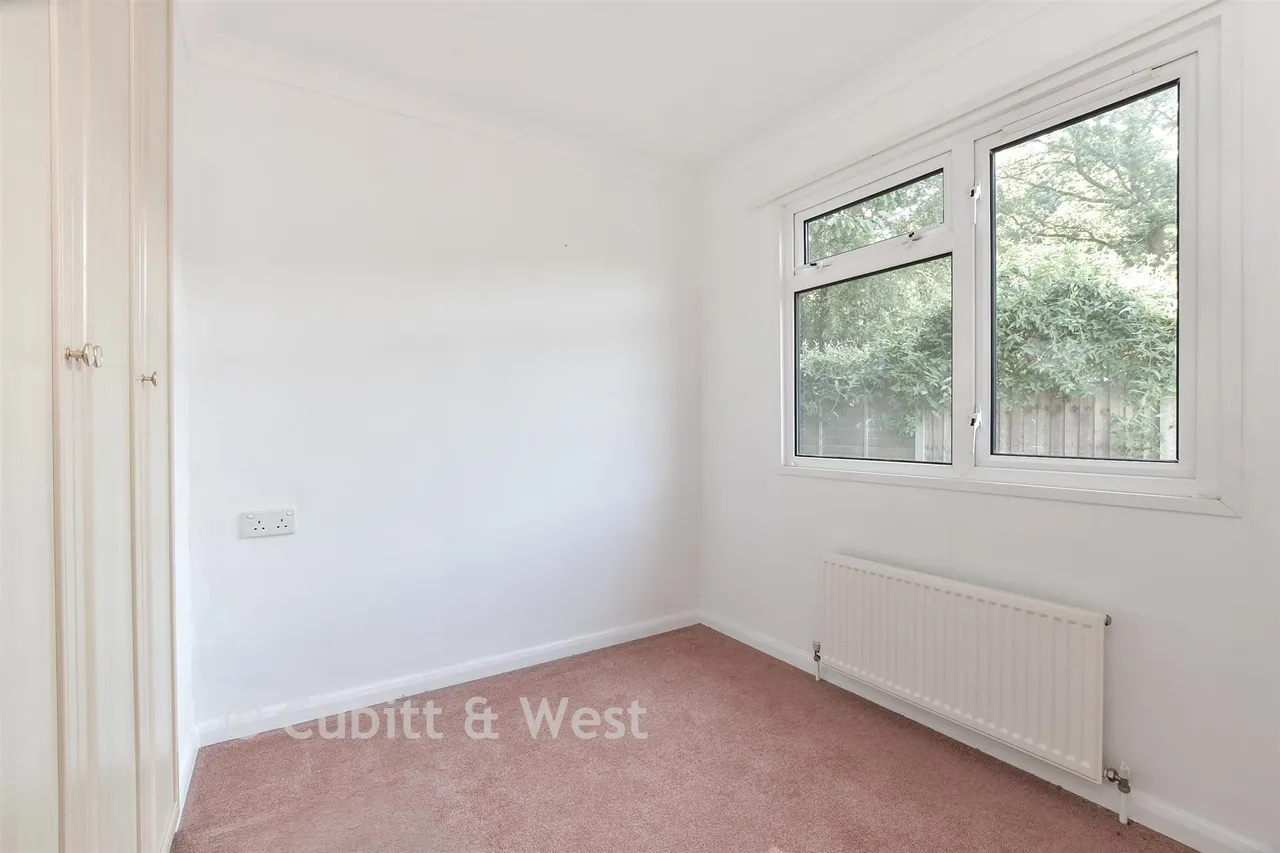 Boxhill Road, Tadworth, KT20, photo 11