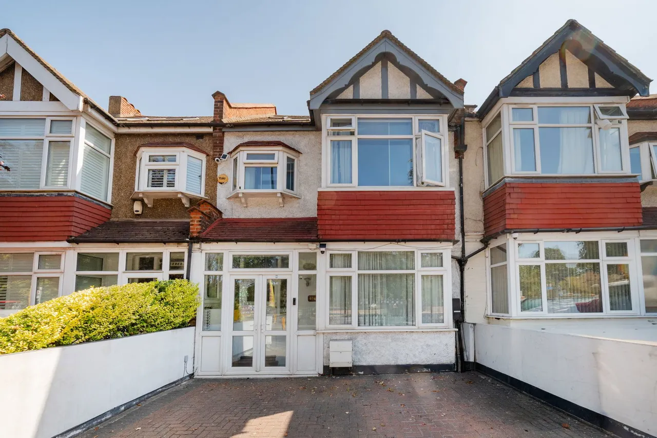 4 bed house for sale, Lower Addiscombe Road, Croydon, CR0