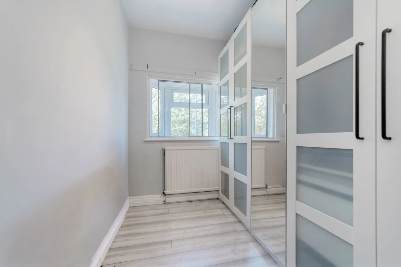 Lower Addiscombe Road, Croydon, CR0, photo 10