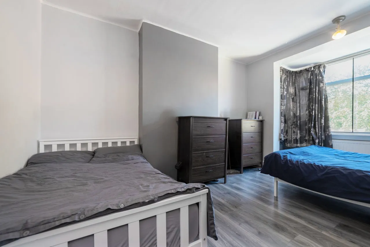 Lower Addiscombe Road, Croydon, CR0, photo 9