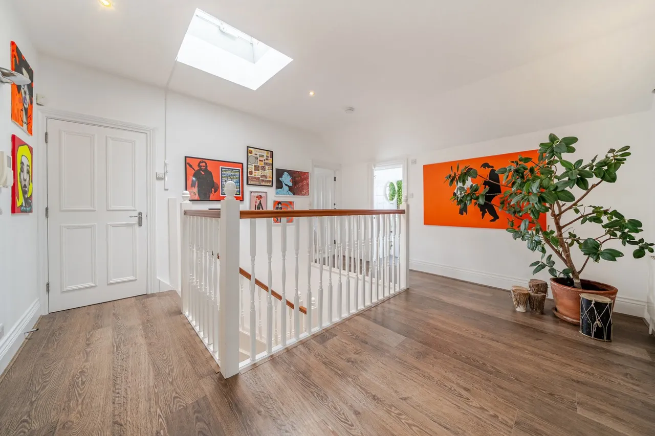 Westcombe Park Road, SE3, photo 5
