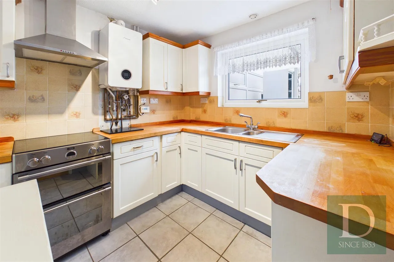 Barons Close, Halesworth, IP19, photo 6