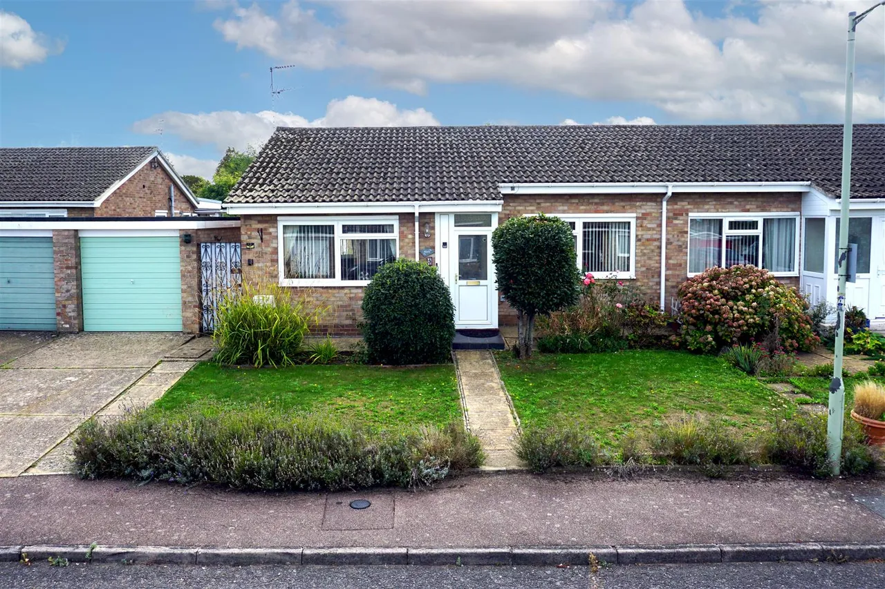 Barons Close, Halesworth, IP19, photo 2
