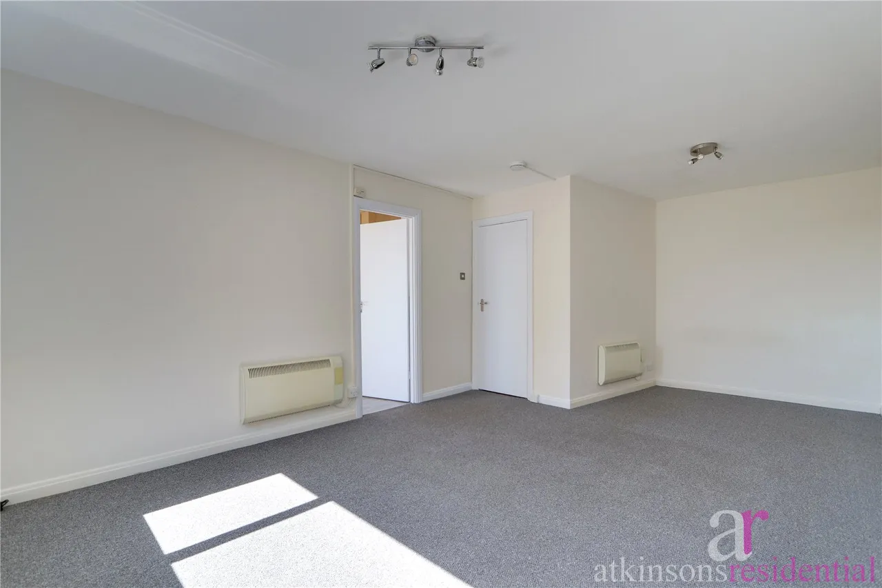 Dunraven Drive, Enfield, EN2, photo 4