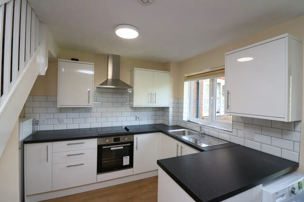 Nicholson Mews, Surrey Egham, TW20, photo 3