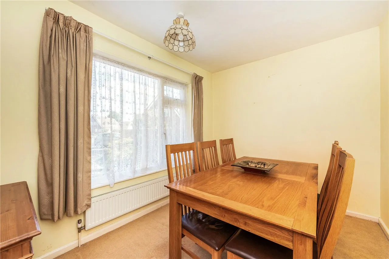 Gloucester Close, Petersfield, Hampshire, GU32, photo 11