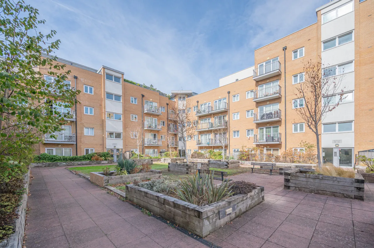 Apartment 56, Peebles Court, 21 Whitestone Way, Croydon, photo 2