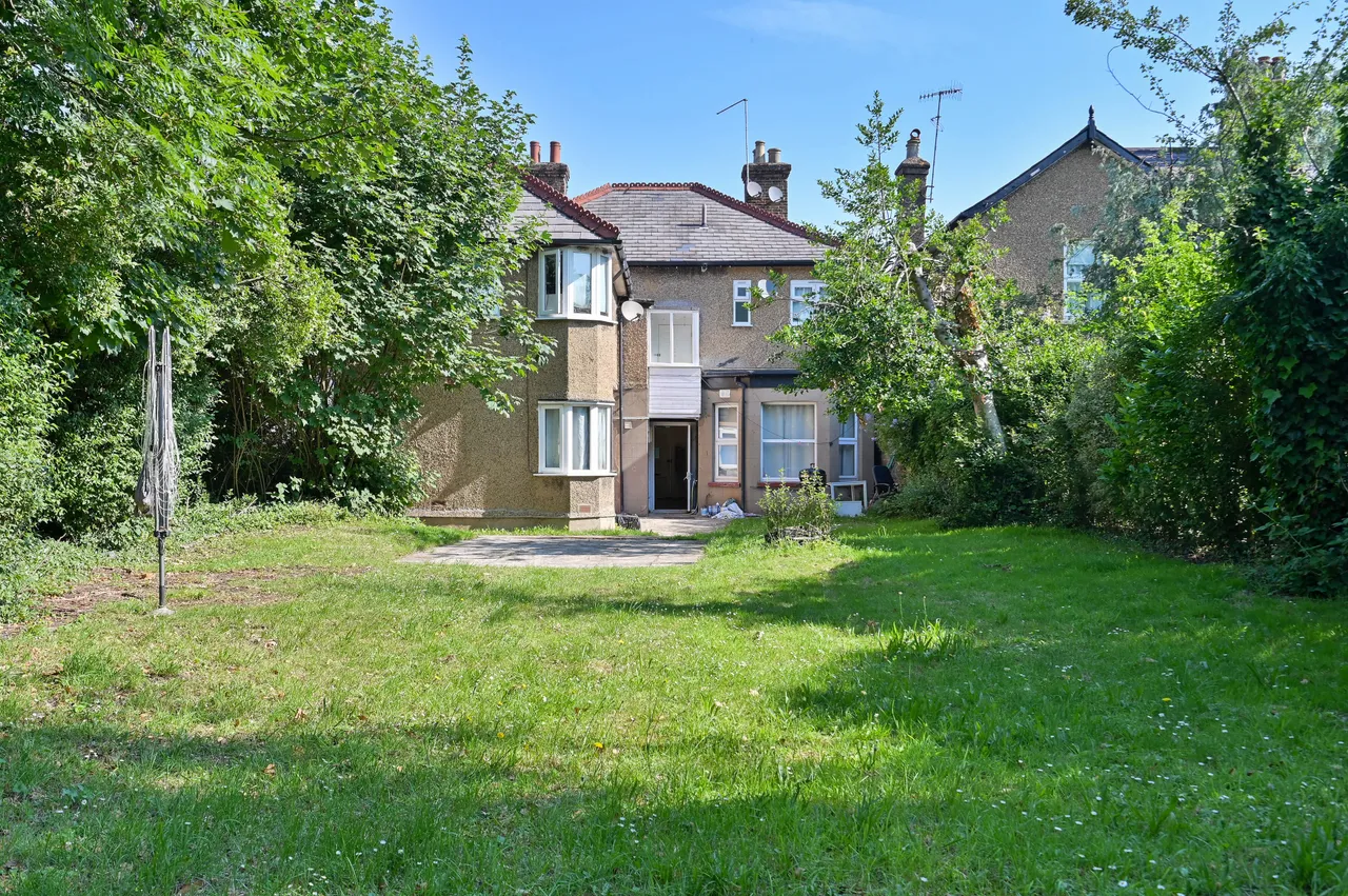 Flat 4, 47 Chalk Hill, Watford, photo 8