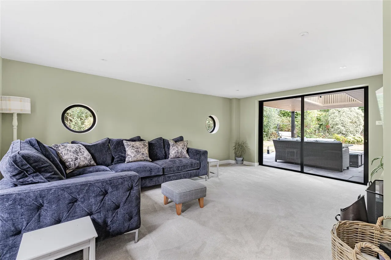 Kingswood Firs, Grayshott, GU26, photo 8