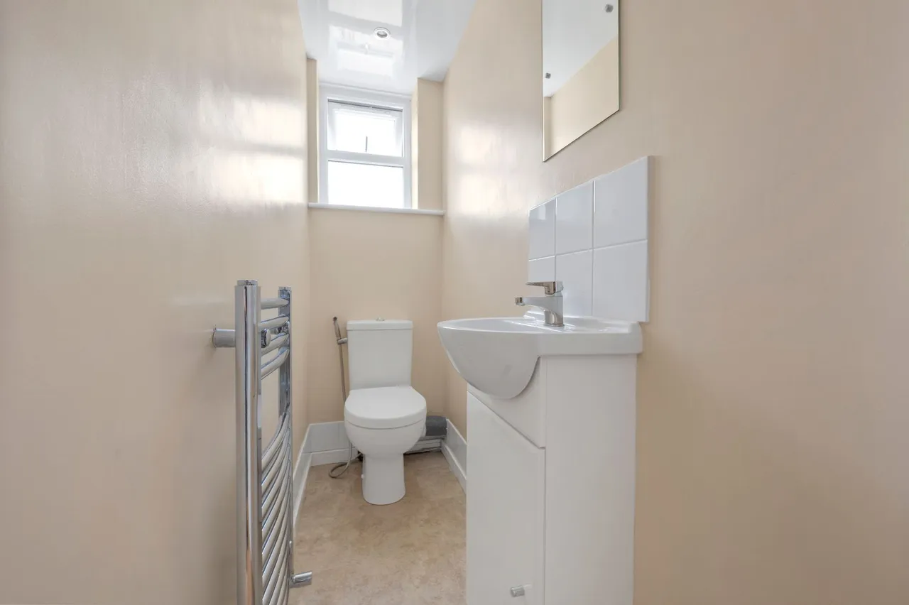 Mossdale Drive, Rainhill, Prescot, Prescot, L35 4NF, photo 16