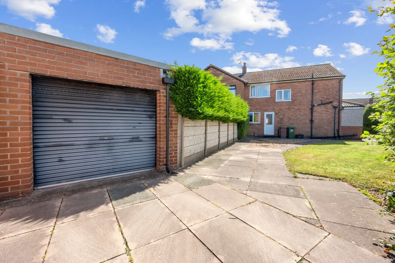 Mossdale Drive, Rainhill, Prescot, Prescot, L35 4NF, photo 32