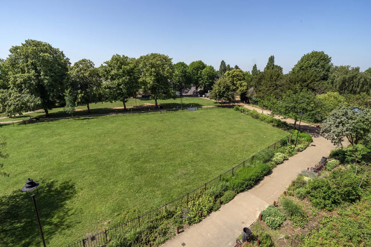 Fortune Green Road, London, NW6, photo 14