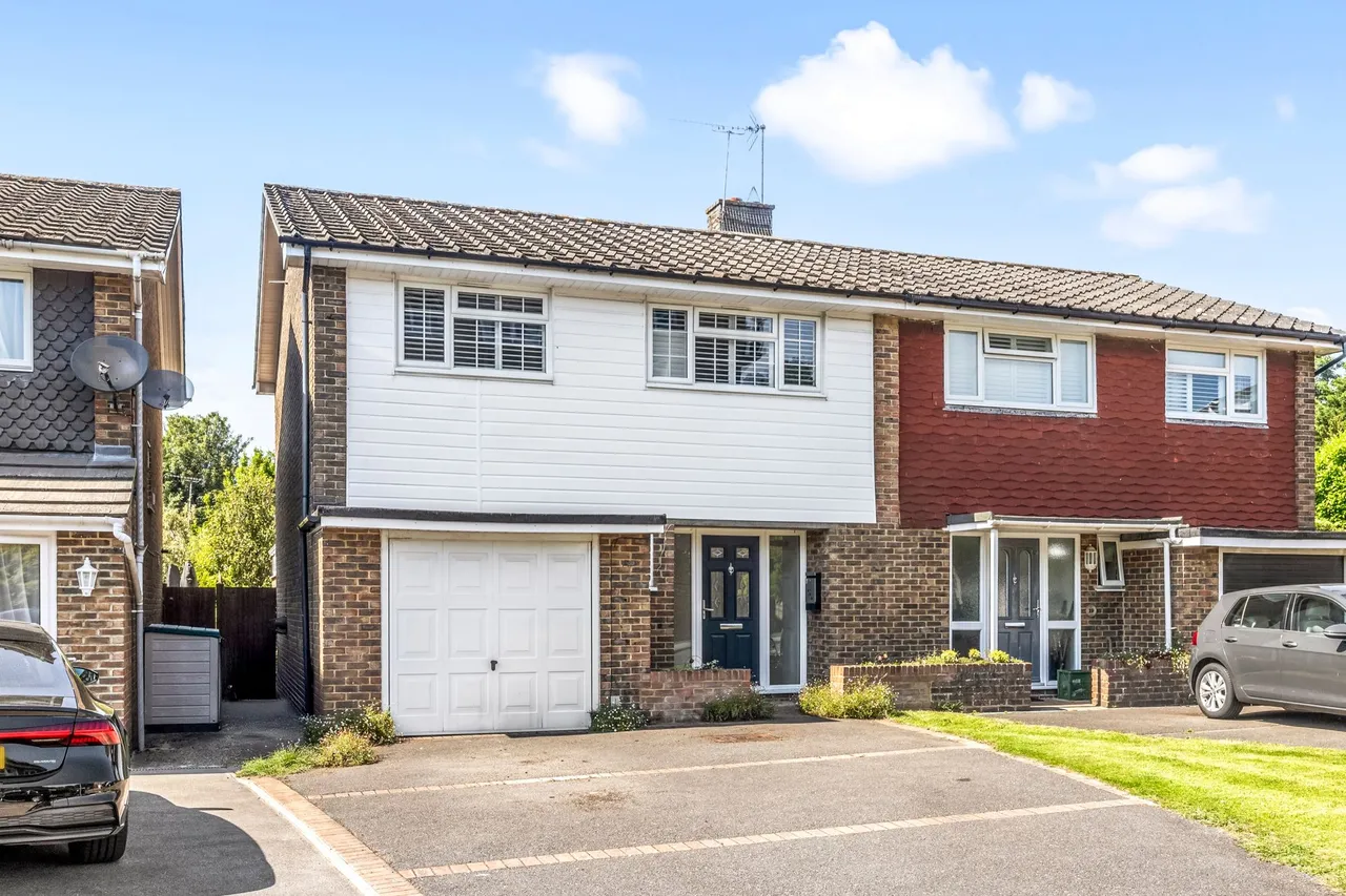 Ayshe Court Drive, Horsham, RH13, photo 15