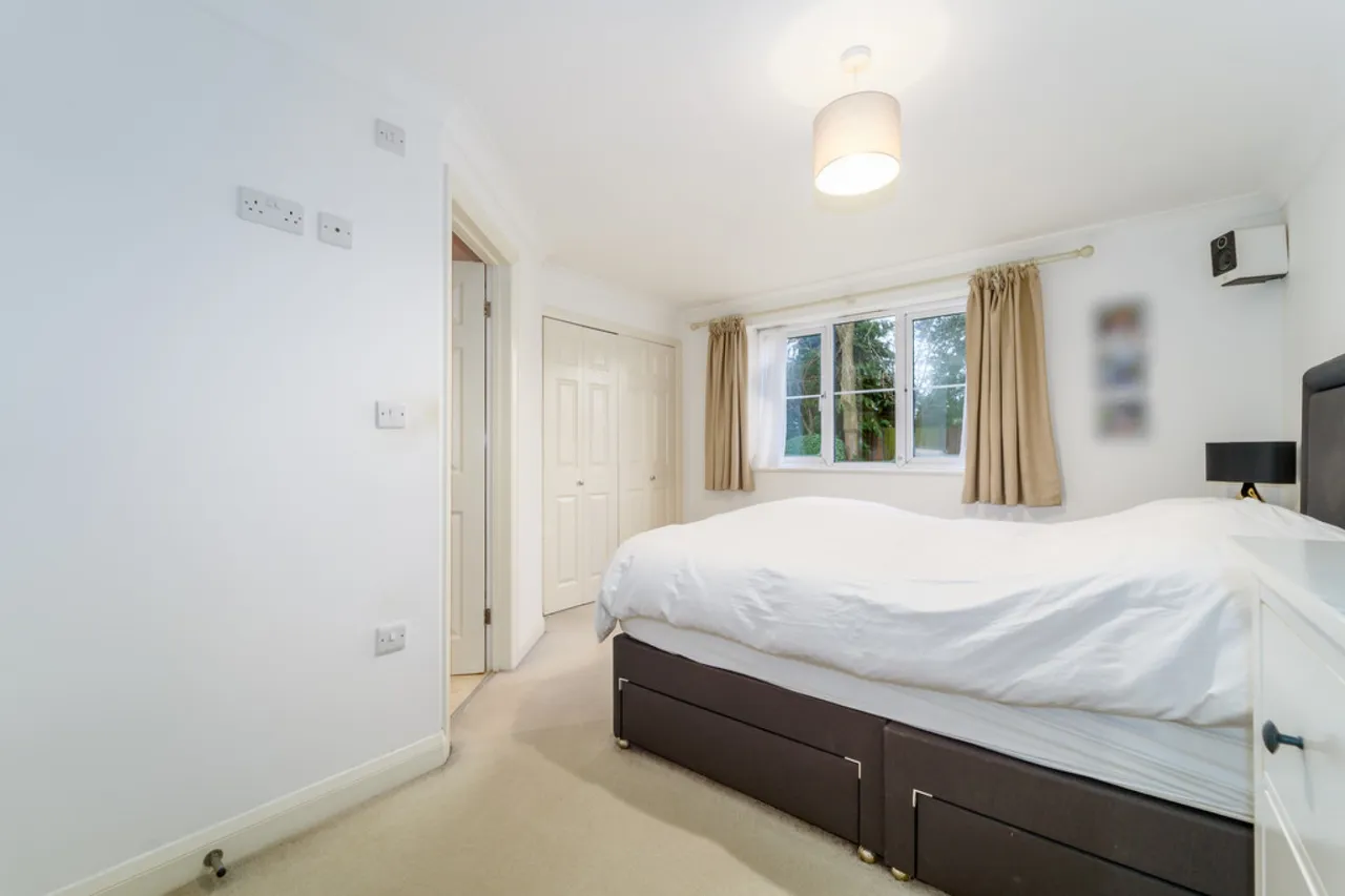 Christine Court, Ashford, photo 6
