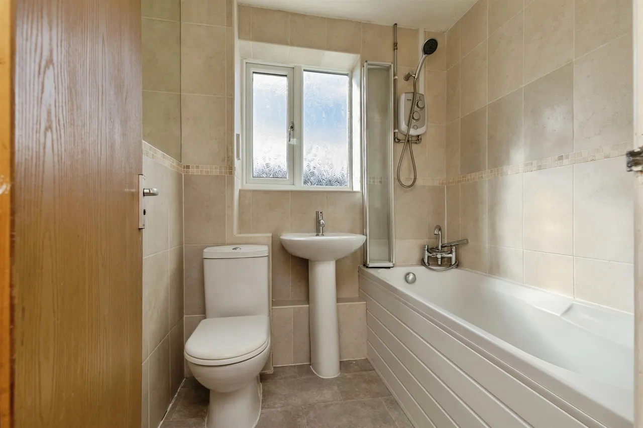 New Road, Stoke Gifford, BS34, photo 13