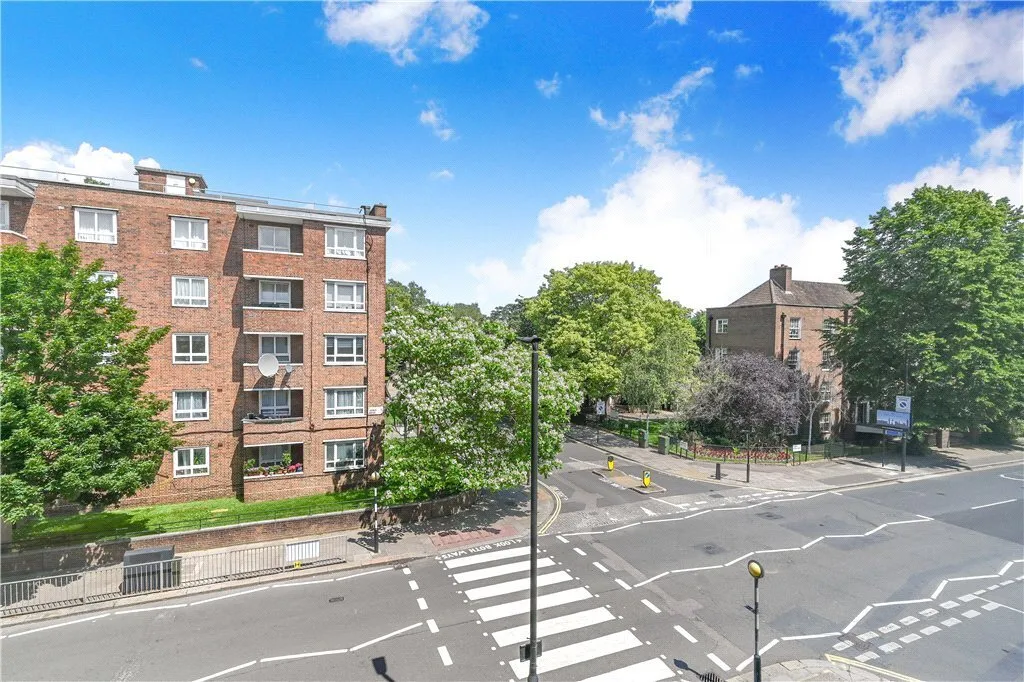 Abbey Road, London, NW8, photo 12