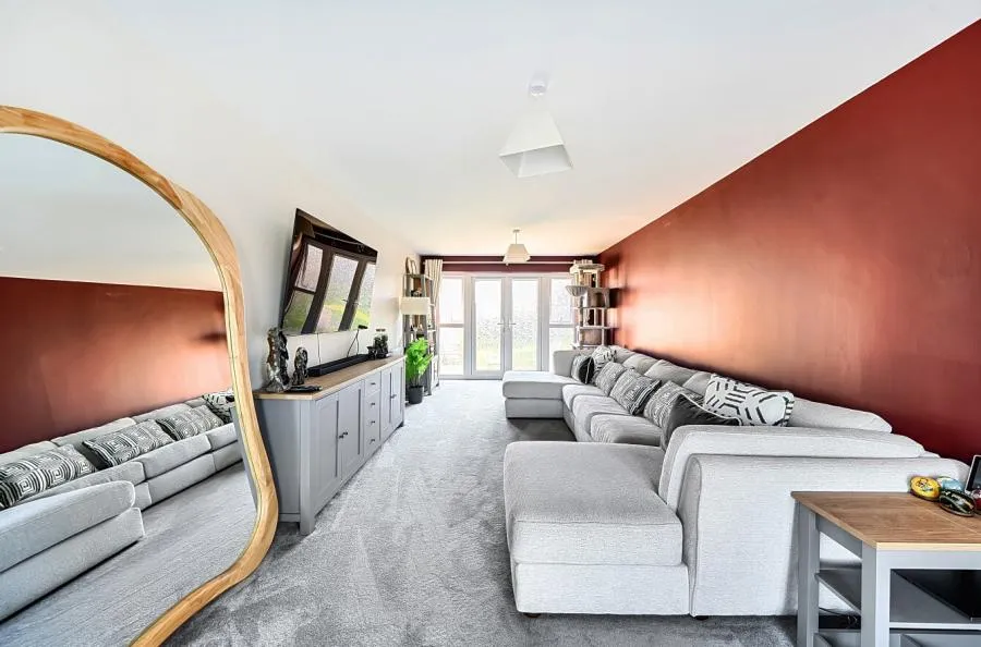 Rye Gardens, Houghton Regis, LU5, photo 5