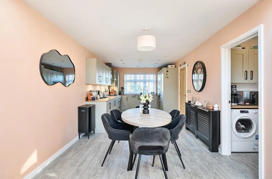 Rye Gardens, Houghton Regis, LU5, photo 4