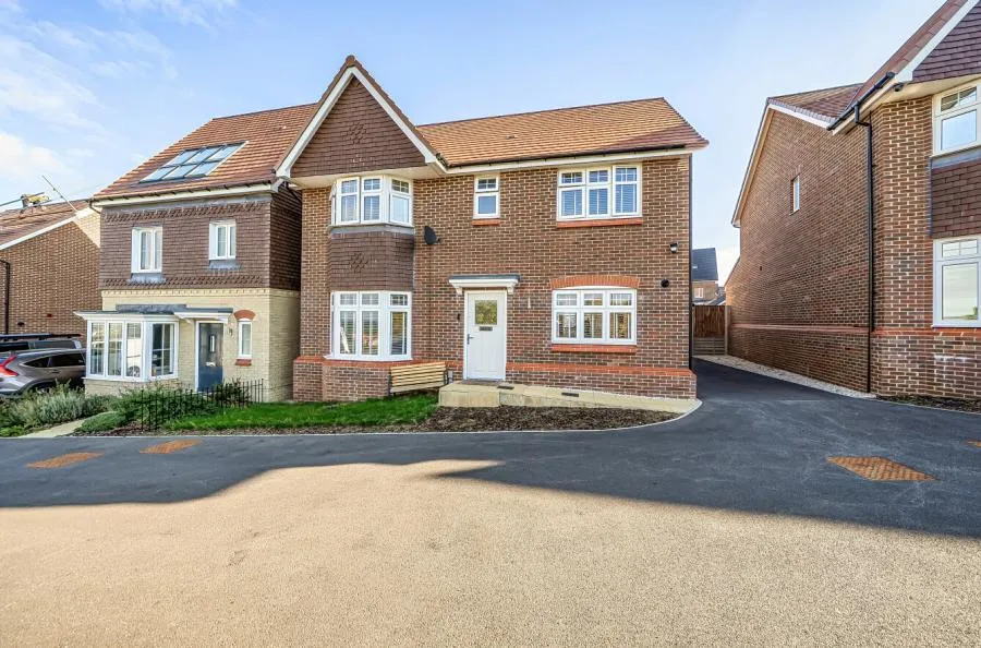 4 bed house for sale, Rye Gardens, Houghton Regis, LU5