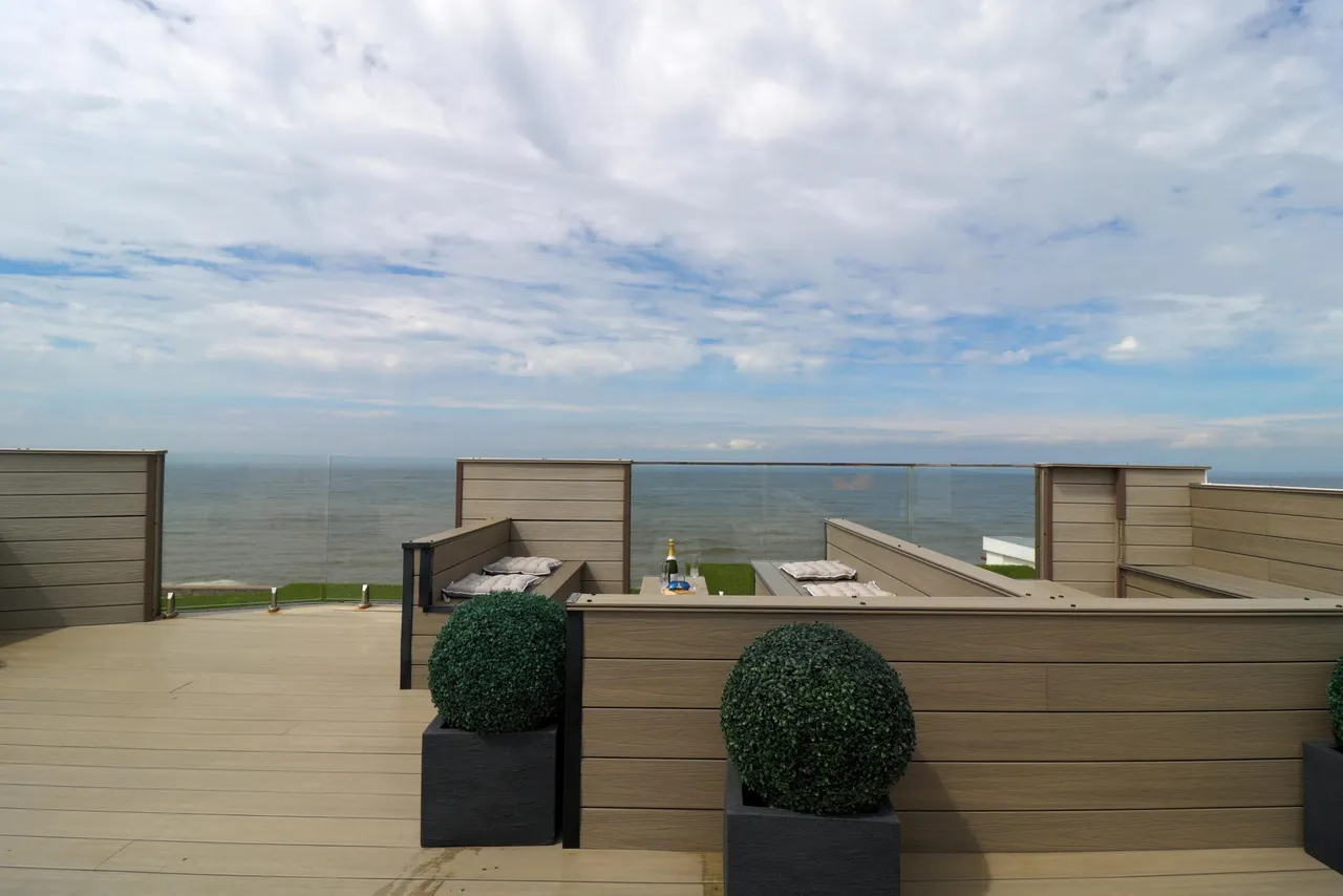 New South Promenade, Blackpool, FY4, photo 4