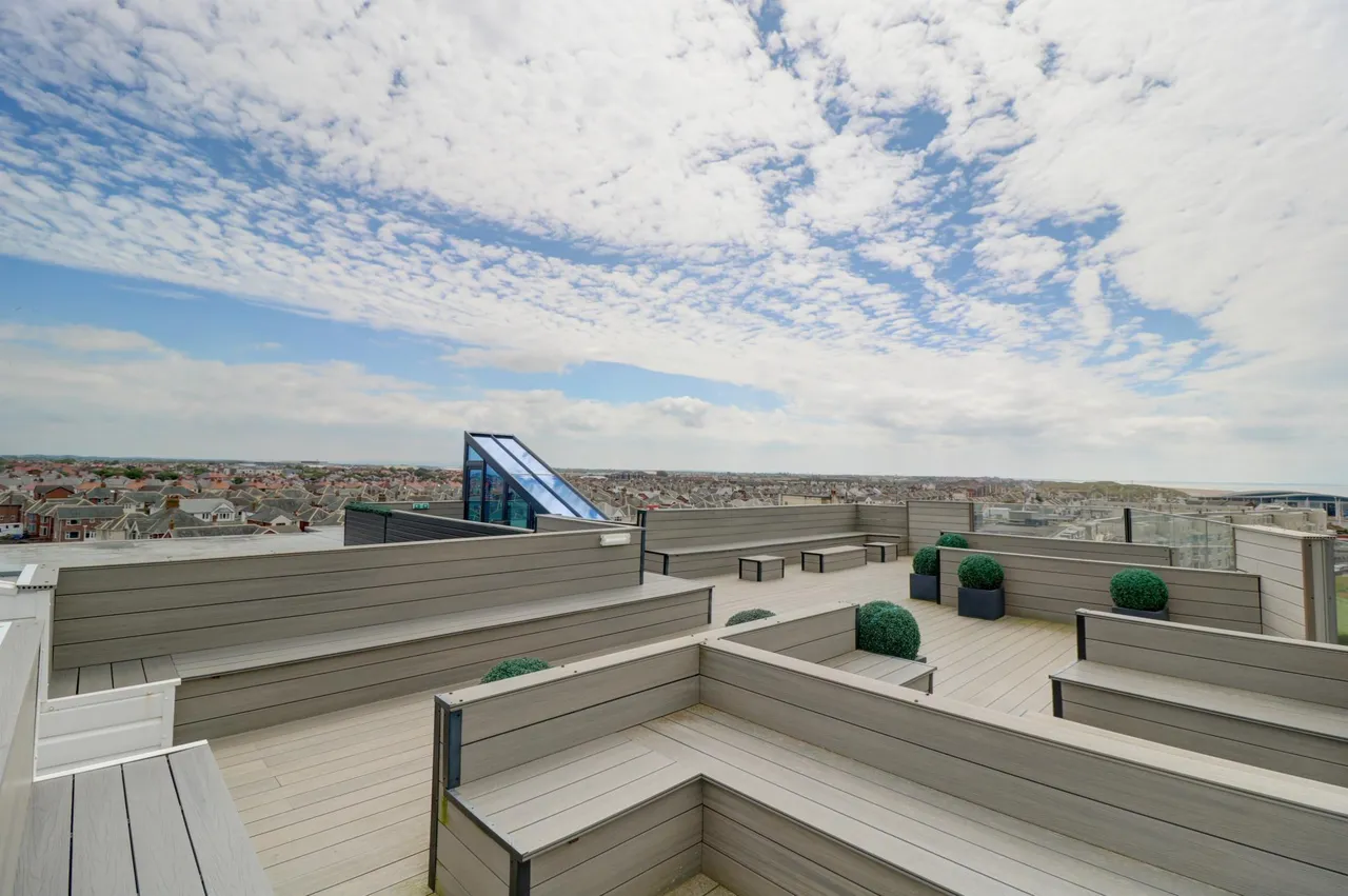New South Promenade, Blackpool, FY4, photo 18