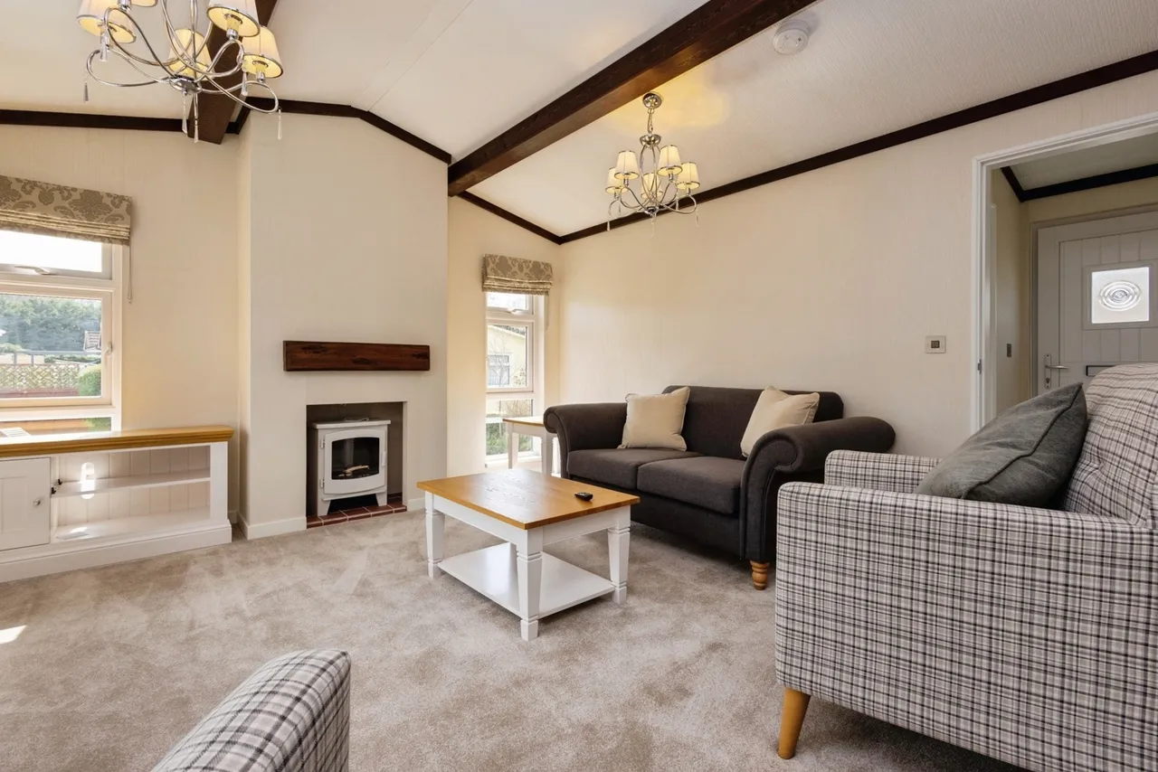 Portsmouth Road, Thursley, GU8, photo 11