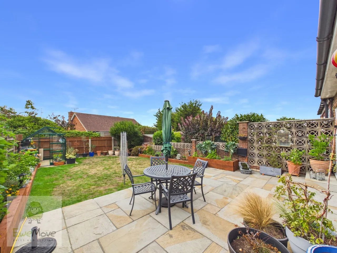Povey Avenue, Wainscott, ME2, photo 16