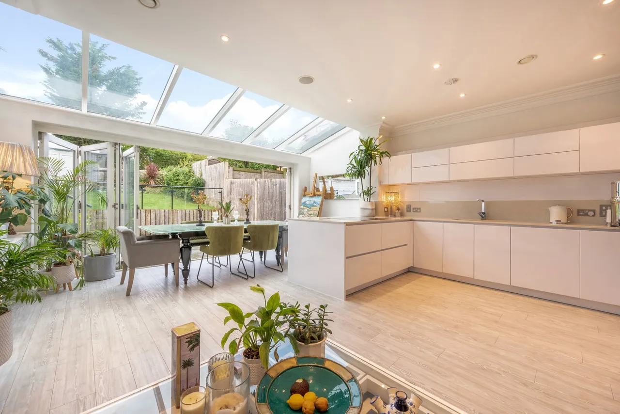 Ashridge Close, London, N3 3BT, photo 3