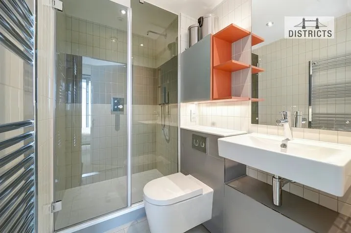 Tidal Basin Road, E16, photo 12