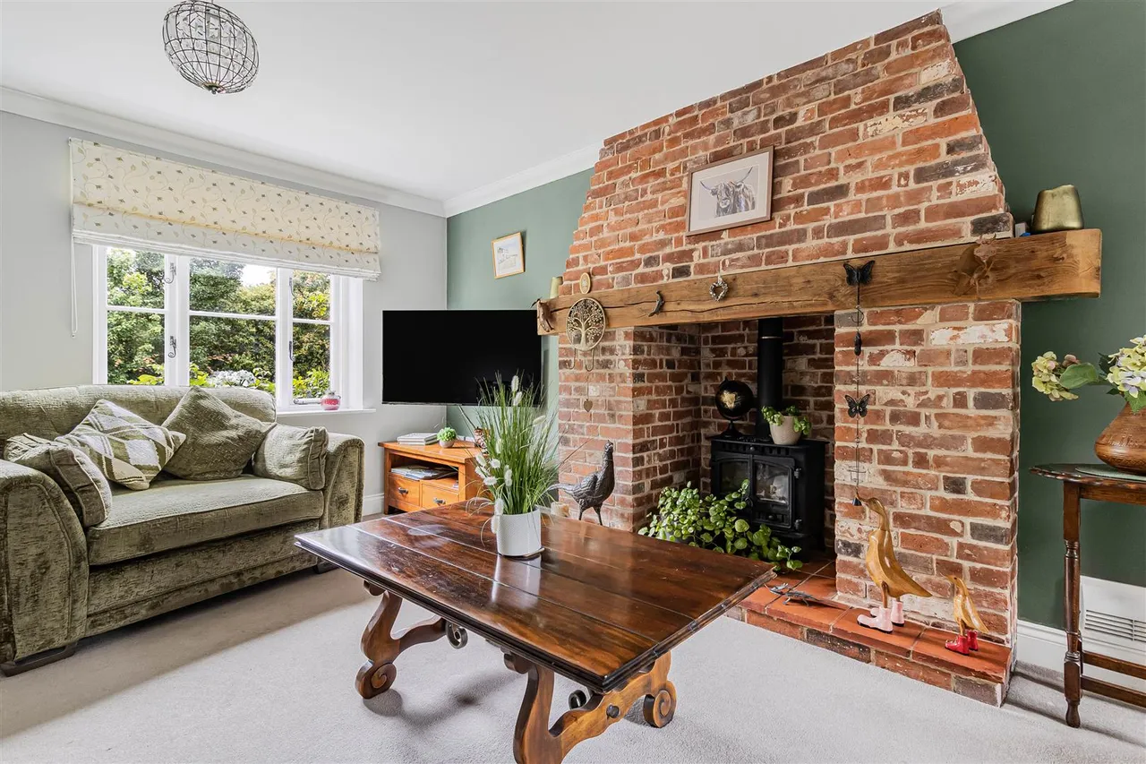 Elwes Close, Stoke By Clare, CO10, photo 2