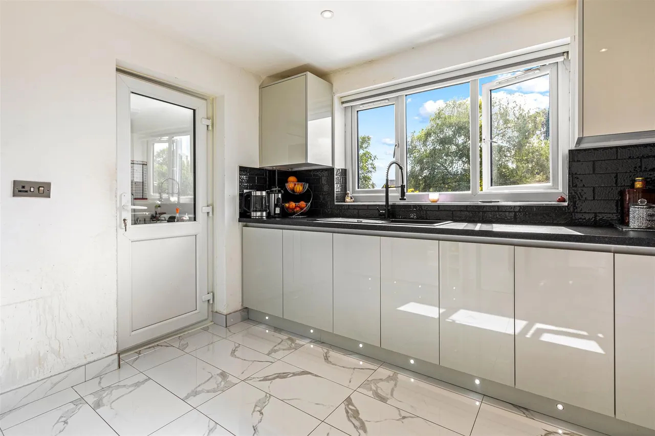 Ravensthorpe Road, Wigston, LE18, photo 11