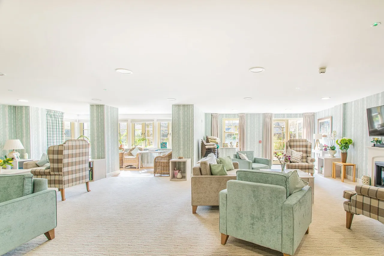 Mercer Way, Tetbury, photo 11