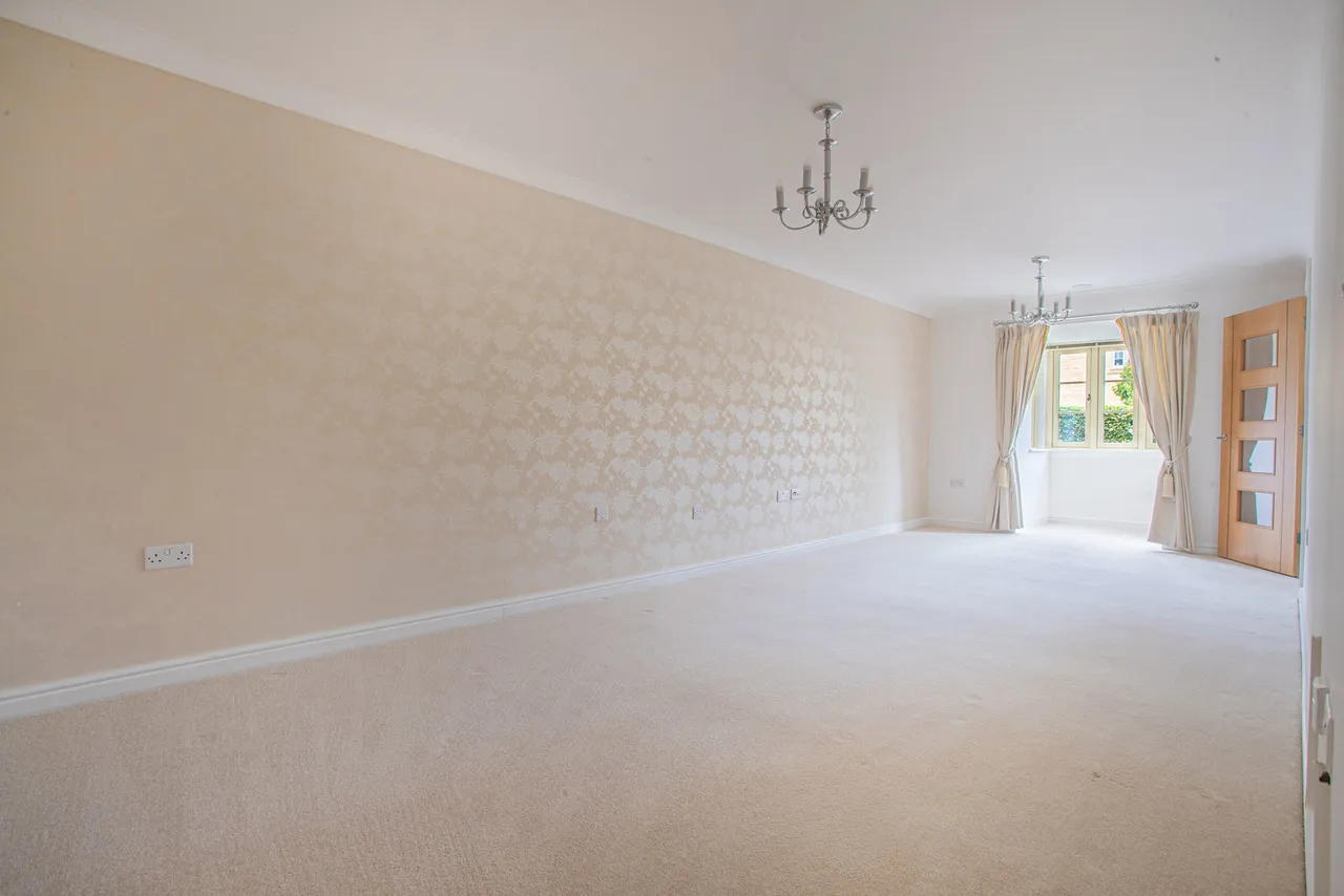 Mercer Way, Tetbury, photo 3
