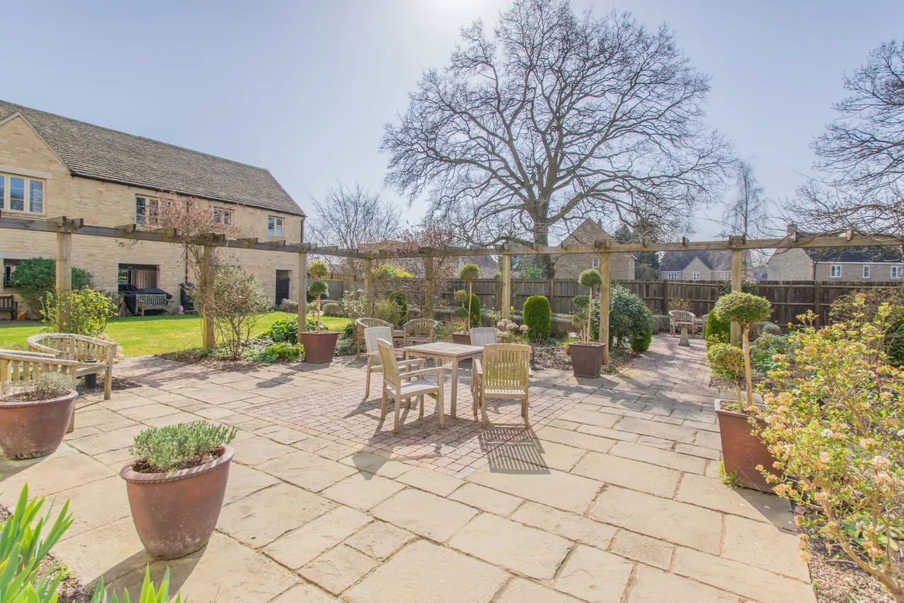 Mercer Way, Tetbury, photo 12