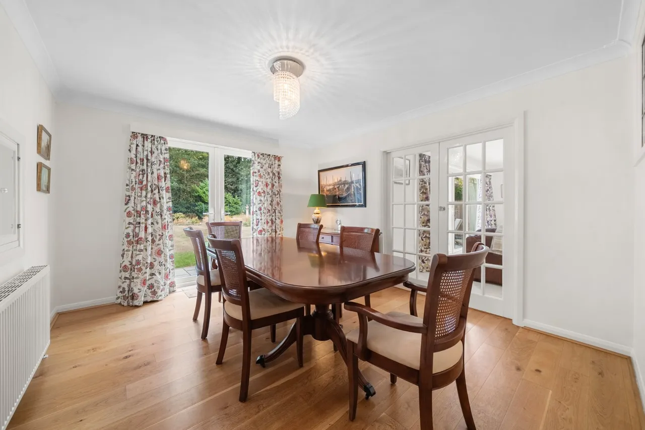 Blackdown Avenue, Pyrford, GU22, photo 9