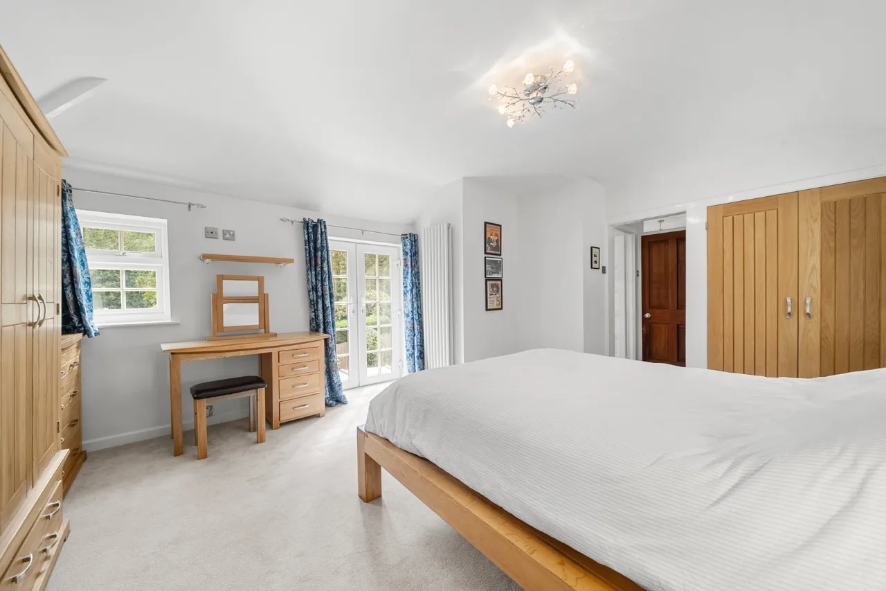 Blackdown Avenue, Pyrford, GU22, photo 16