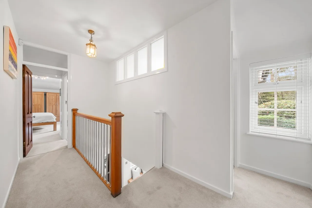 Blackdown Avenue, Pyrford, GU22, photo 14