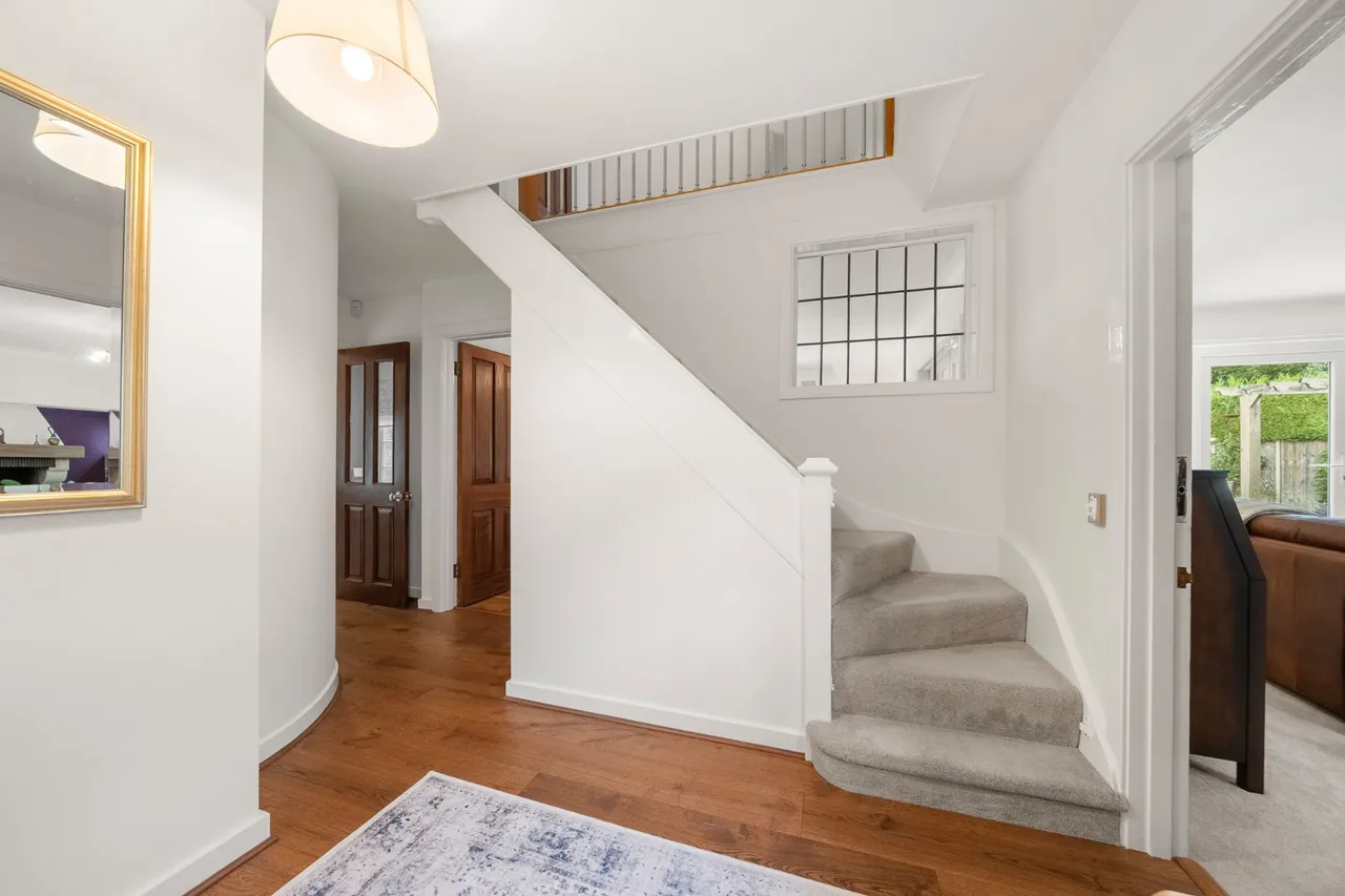 Blackdown Avenue, Pyrford, GU22, photo 6
