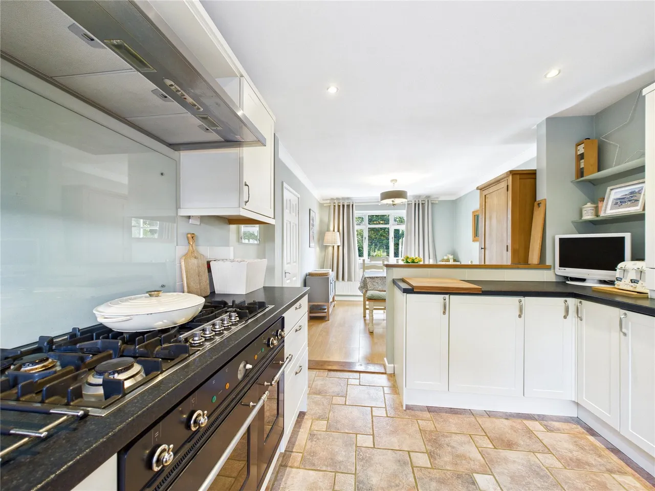 Cuckoo Hill, Bures, CO8, photo 11
