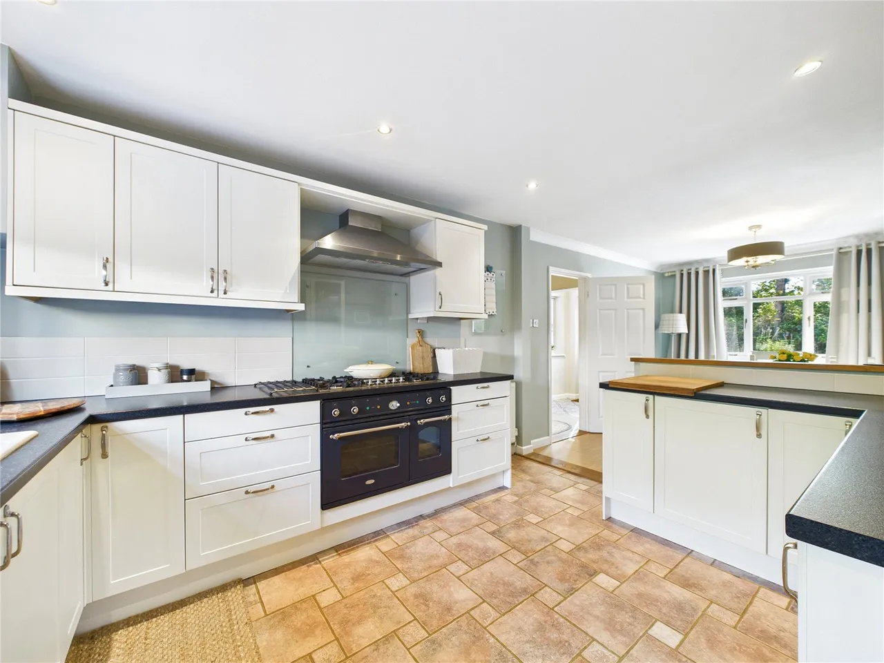 Cuckoo Hill, Bures, CO8, photo 12