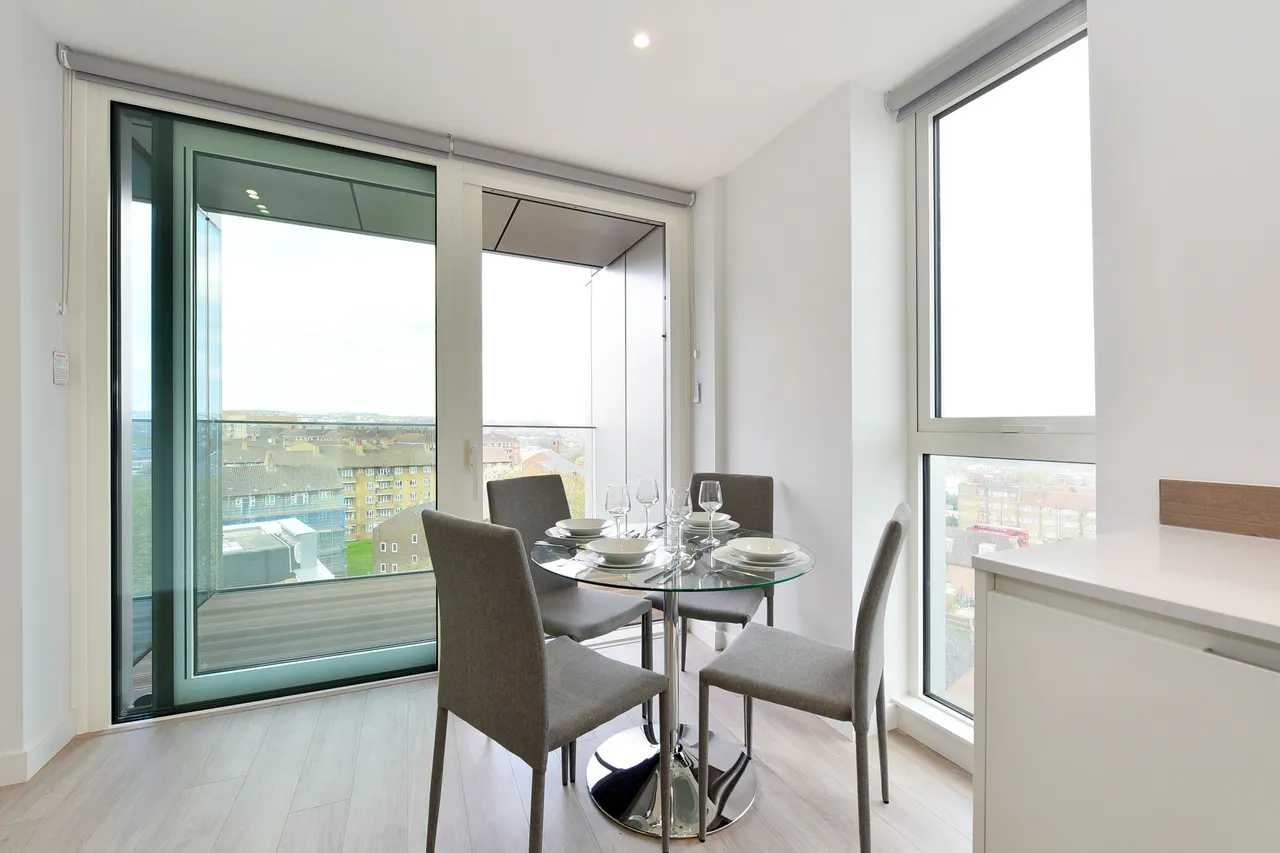Flat 35, Skylark Point, 48 Newnton Close, London, photo 7