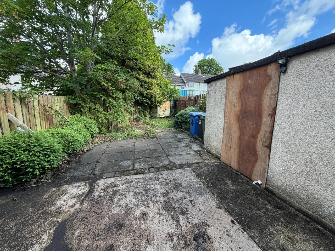 Larch Grove, Dunmurry, BT17, photo 10