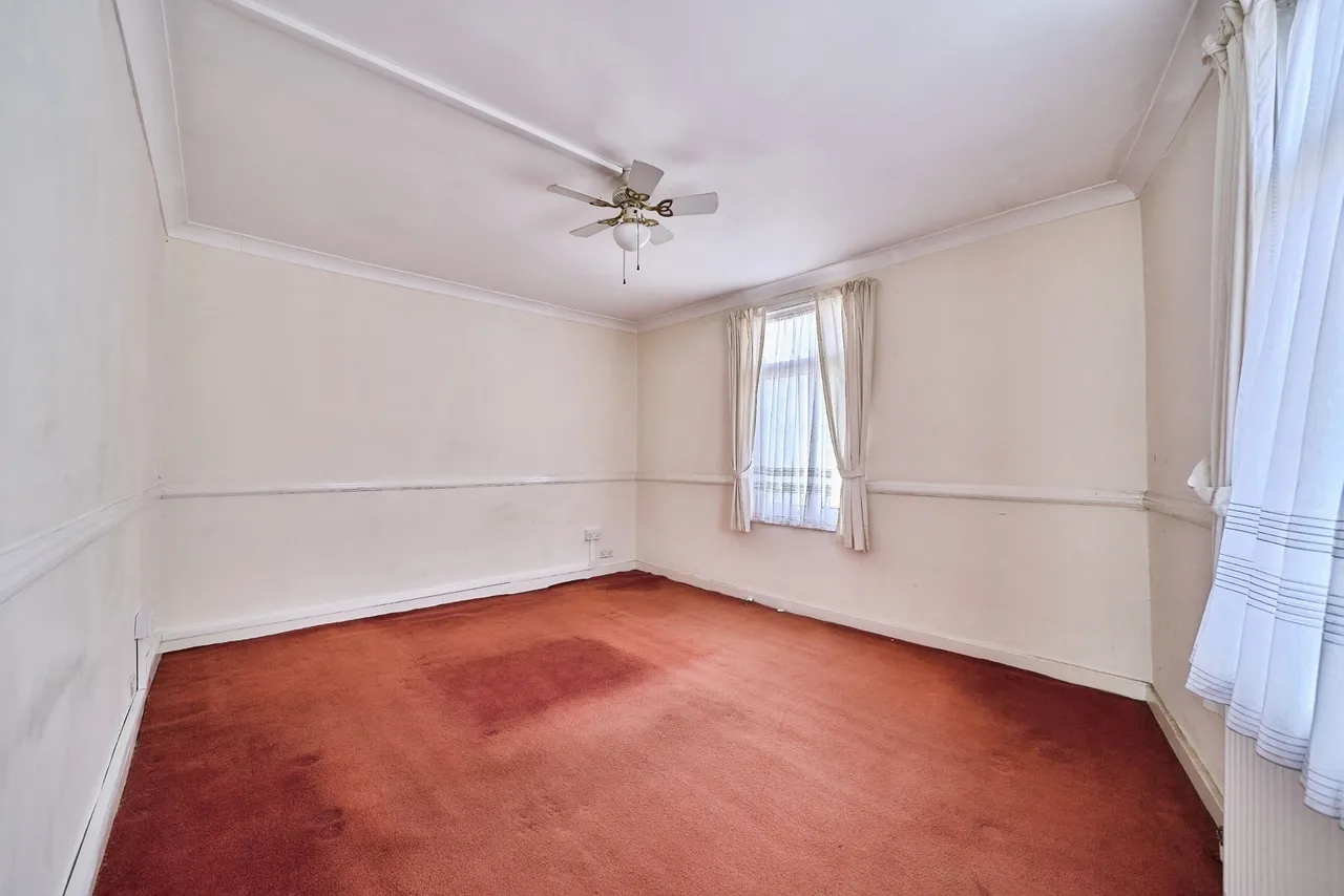 Selby Road, London, E13, photo 12