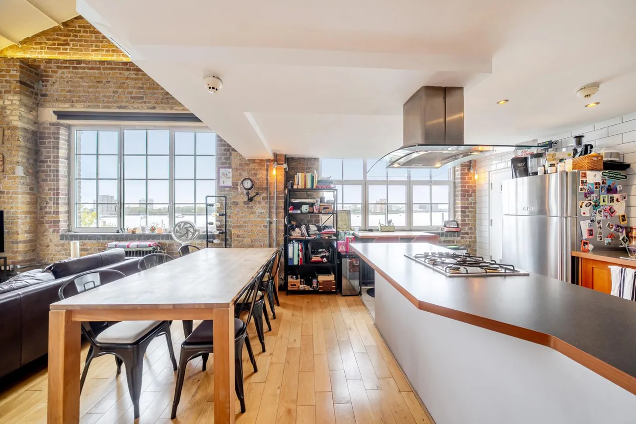 Marlborough Road, SE18, photo 16