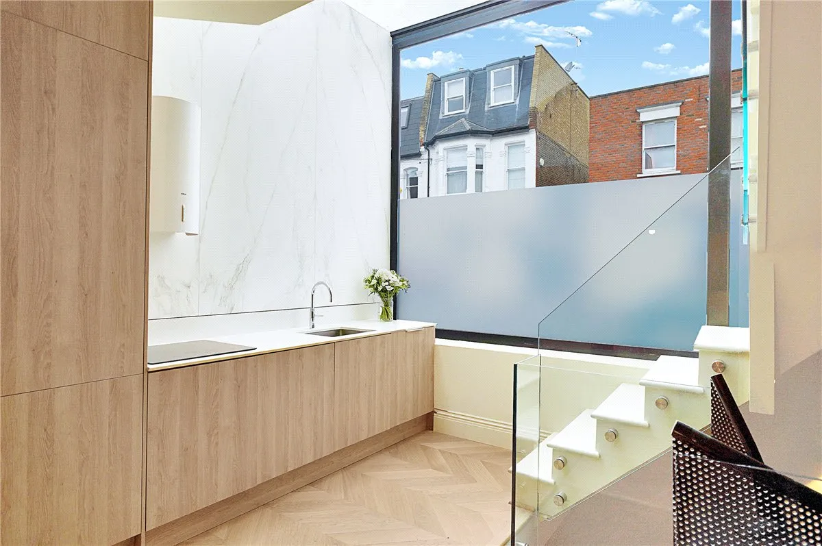 Cortayne Road, London, SW6, photo 5