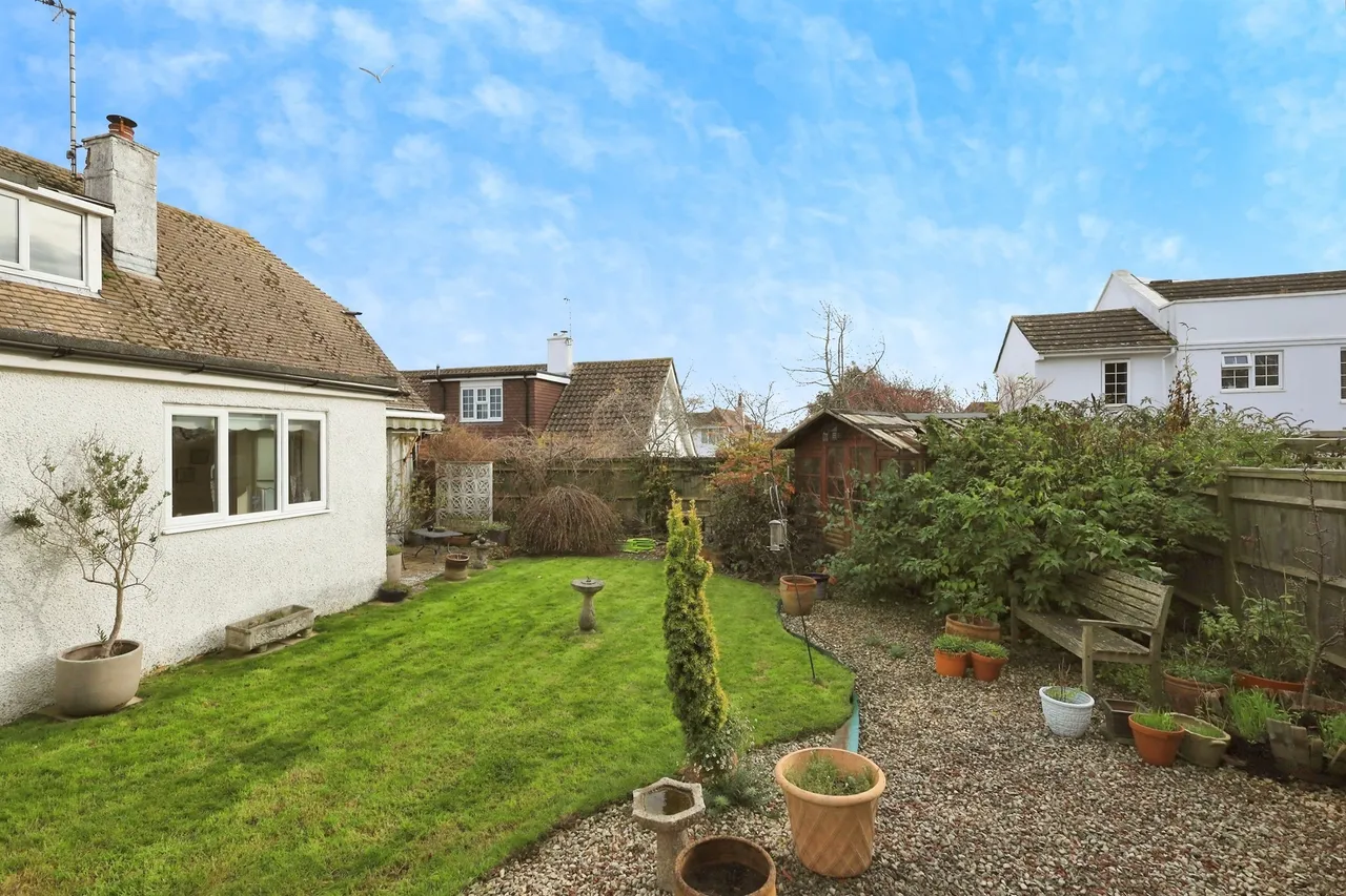 Lodge Avenue, Eastbourne, BN22, photo 15