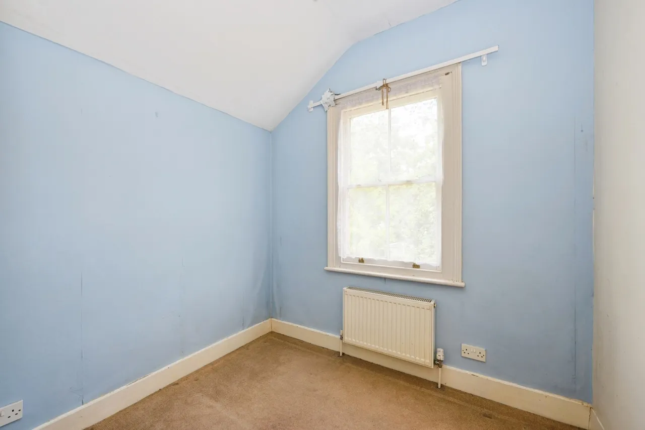 Little Roke Avenue, Kenley, CR8, photo 14